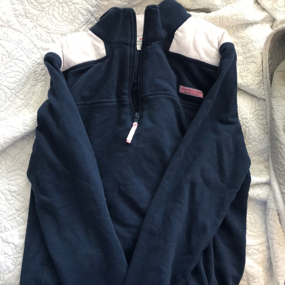 Vineyard vines SMALL pullover, worn once